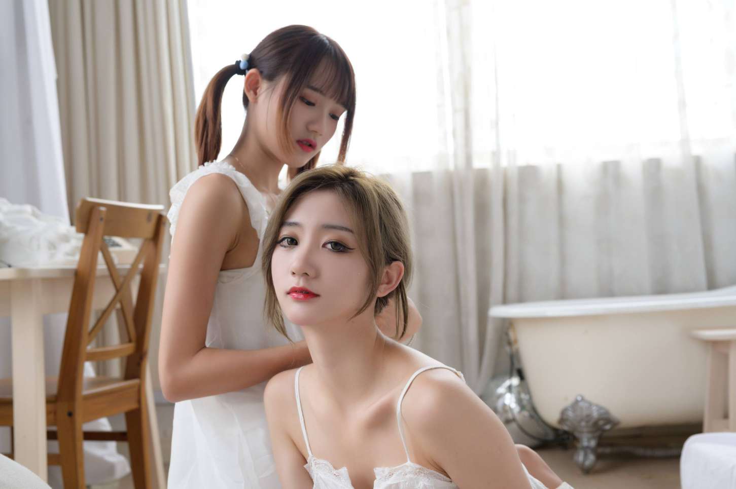 图片[4]-【免费】弹尤克里里的双马尾齐刘海女孩【35P】20024-嘿图库