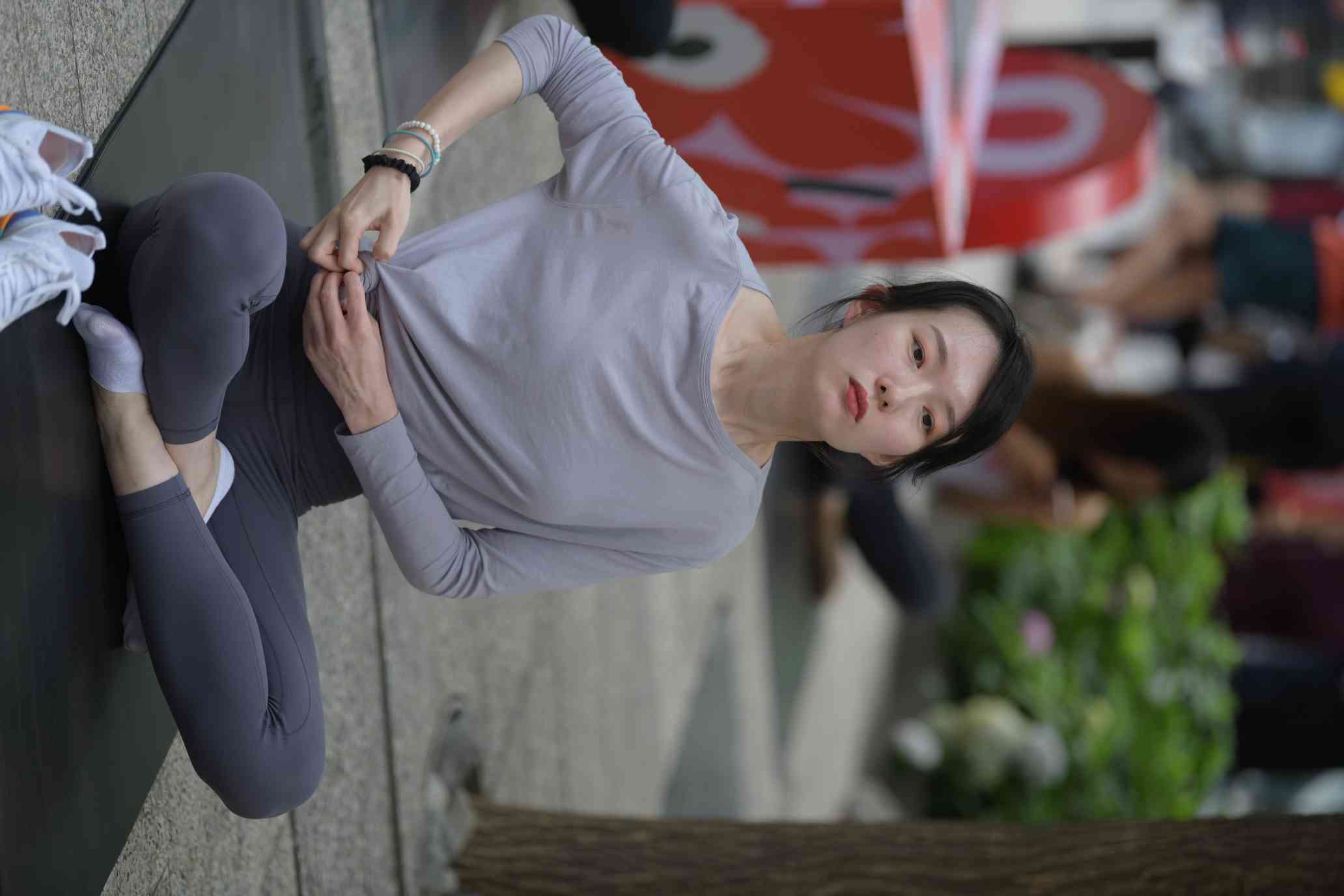 图片[4]-做瑜伽的小女人【75P】04023-嘿图库