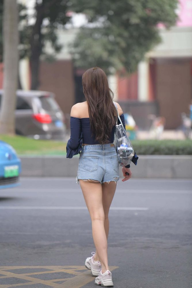 妩媚又性感的广东姑娘【713P】J1440-嘿图库