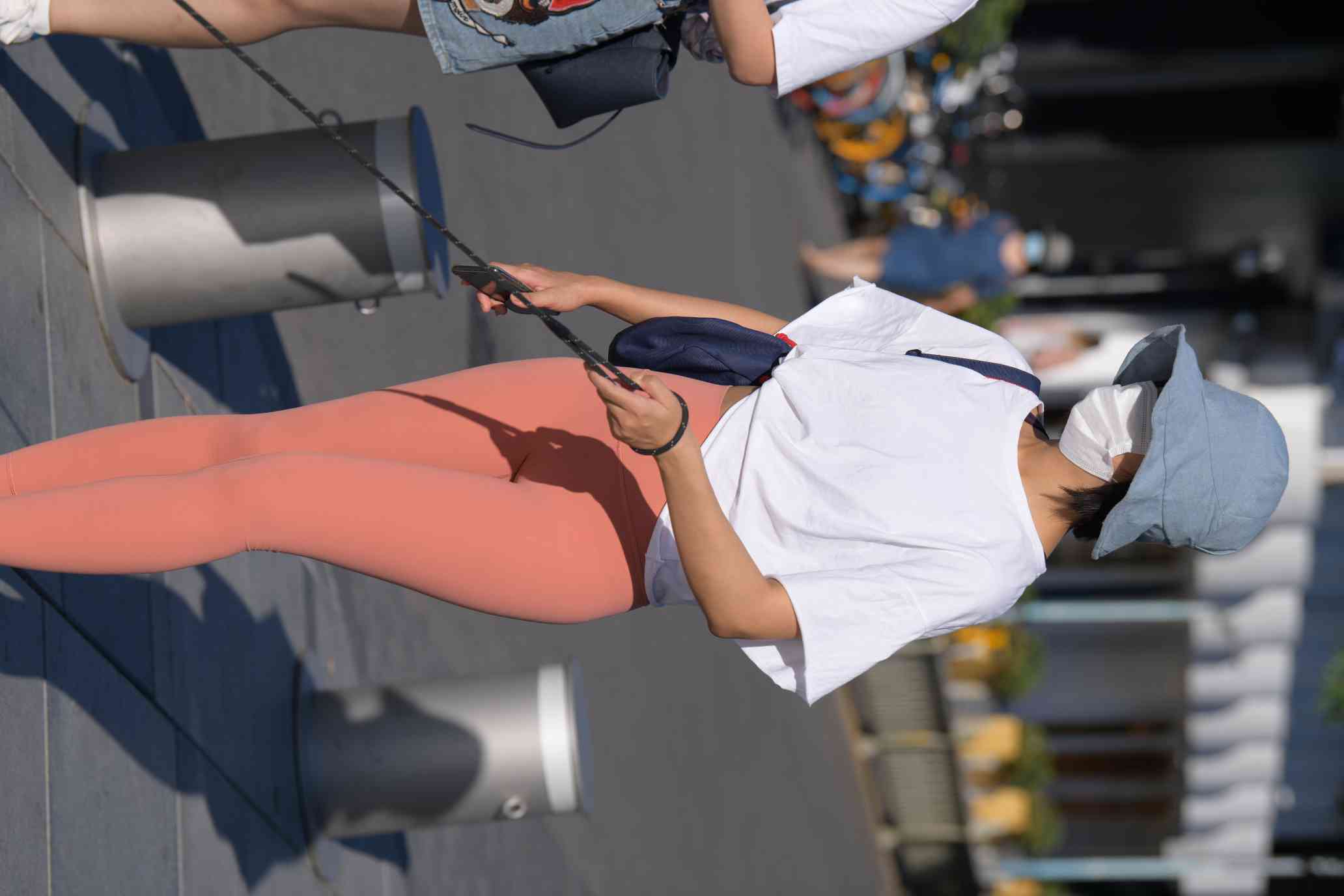 图片[3]-【免费】遛狗的瑜伽裤女人【60P】04031-嘿图库