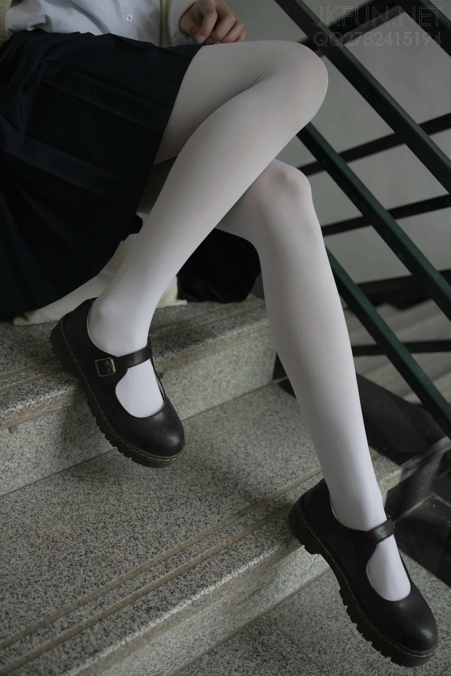 图片[4]-甜美可人的白丝姑娘【127P】J2555-嘿图库