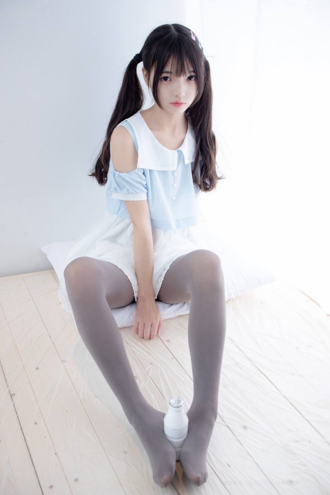 超级甜美的灰丝小姑娘【86P】20005-嘿图库