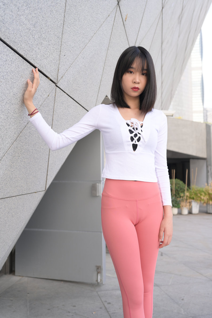 图片[3]-粉色瑜伽裤年轻女孩 J1311 417P17V-14.9GB-嘿图库