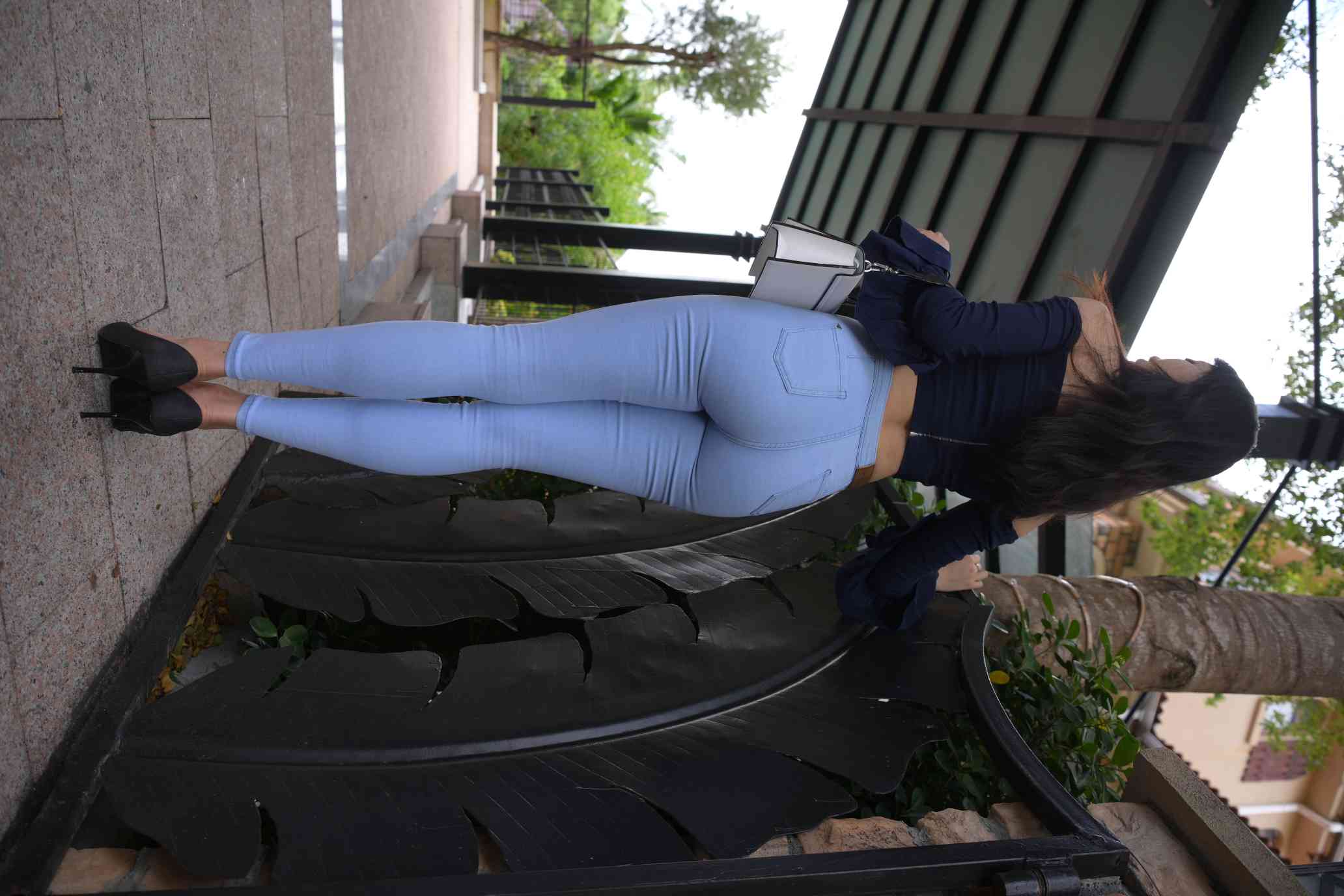 图片[3]-紧身牛仔裤女生【1127P】04027-嘿图库