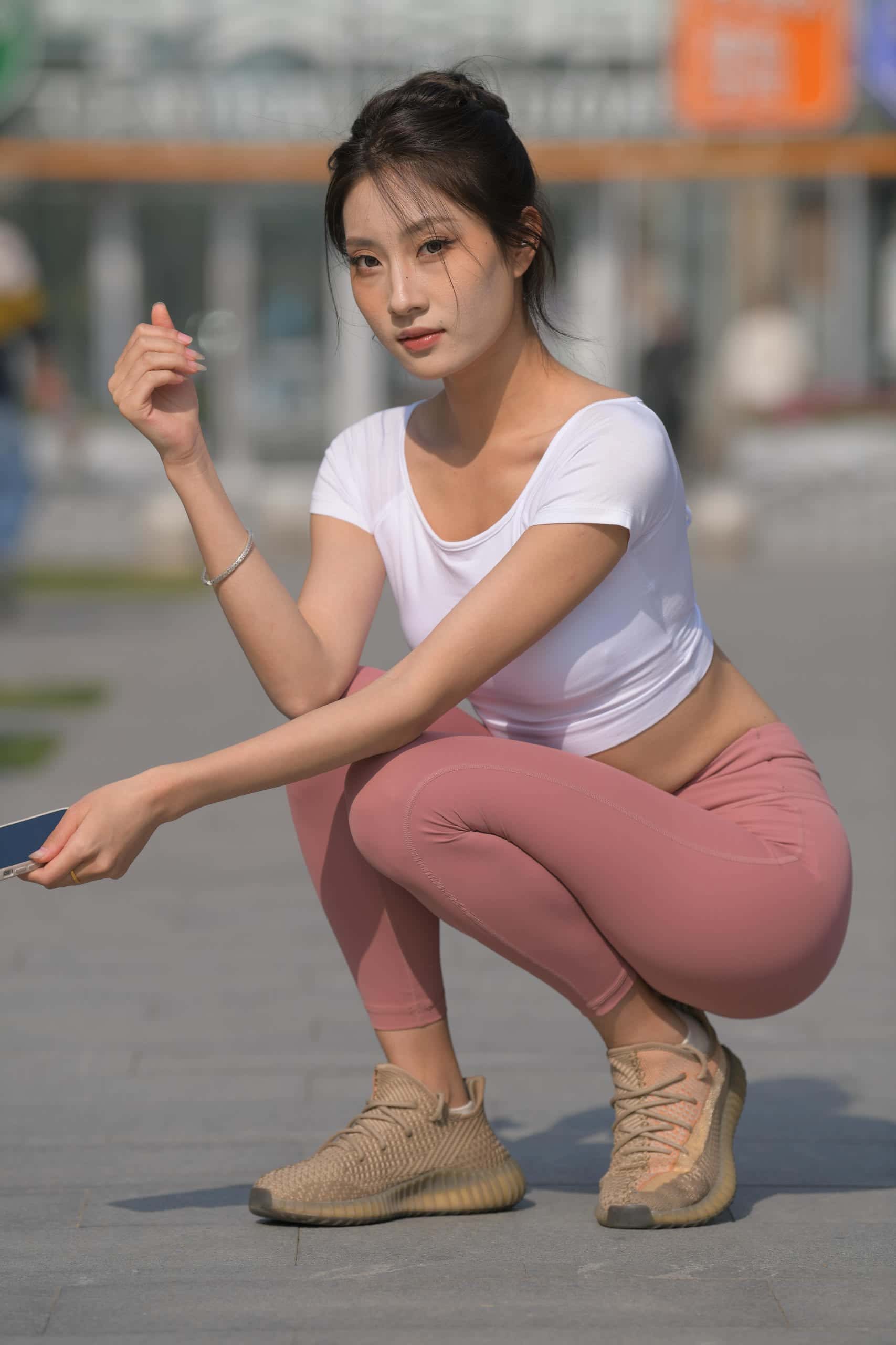 图片[4]-粉红色瑜伽裤女孩【 583P】J4915-嘿图库