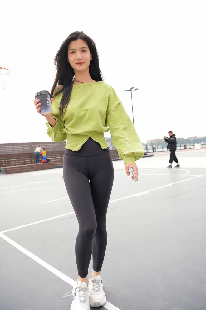 绿色瑜伽裤女孩很开心 J1519 1094P1V-27.6GB-嘿图库