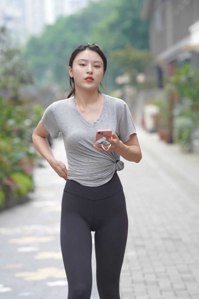 户外运动的瑜伽裤女孩J3008 845P2V-22.9GB-嘿图库