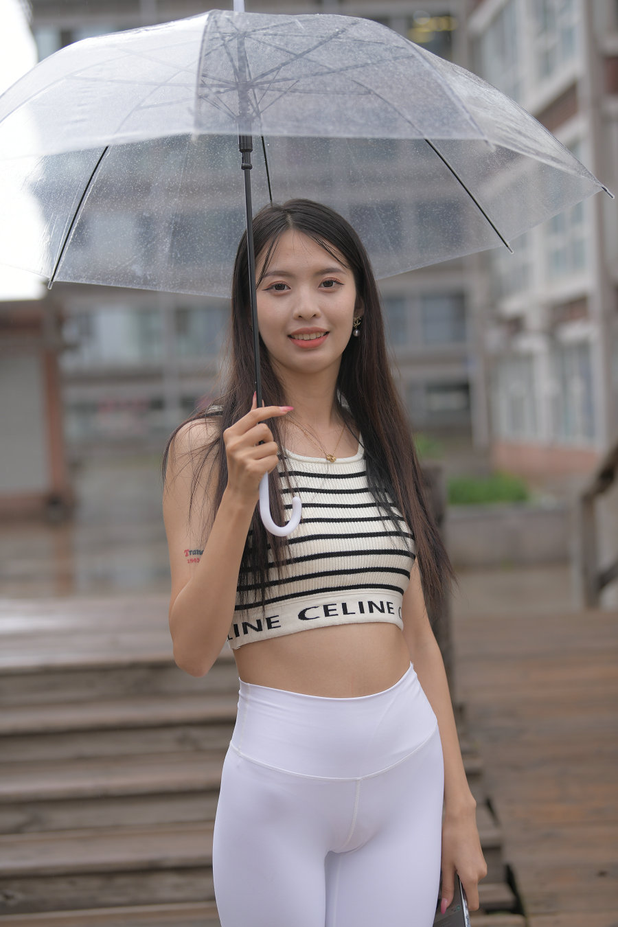 图片[1]-打伞的白色瑜伽裤女孩J2986 622P1V-22.06GB-嘿图库