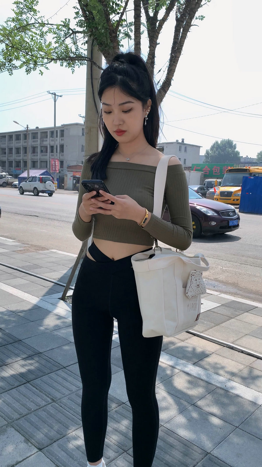 图片[1]-刚刚健身结束的高马尾瑜伽裤女孩J4111 MP4-8.97GB-嘿图库