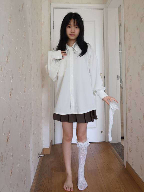 百褶裙可爱又大方的小姑娘【122P】20002-嘿图库