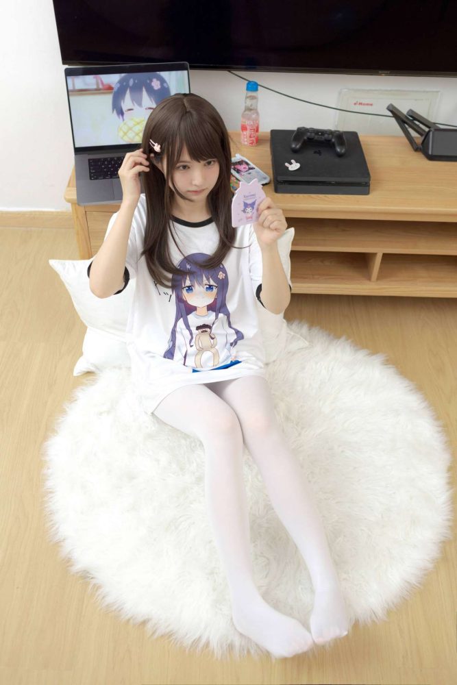 二次元白丝美少女【69P】20027-嘿图库