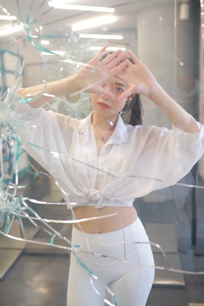 图片[1]-白色瑜伽裤女孩J2145 861P2V-22.3GB-嘿图库