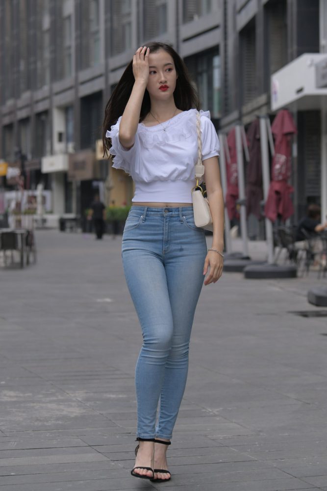 图片[1]-紧身牛仔裤女孩J2177 370P2V-19.4GB-嘿图库