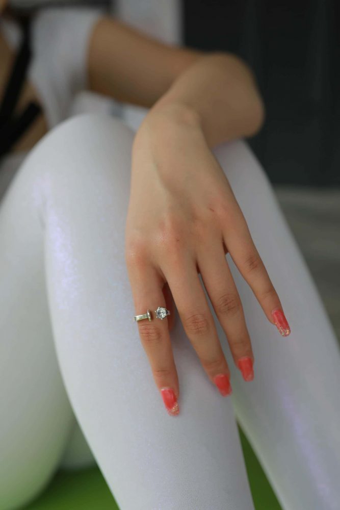 看上去拽拽的瑜伽裤女孩【425P】J1695-嘿图库