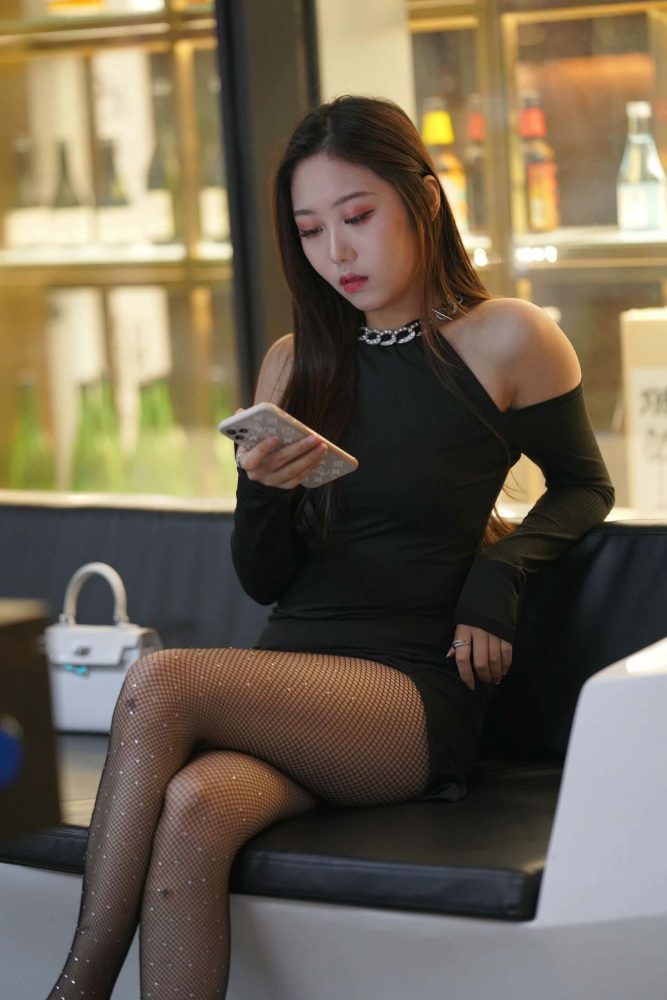 非常妩媚的网格丝袜女孩【186P】000037-嘿图库