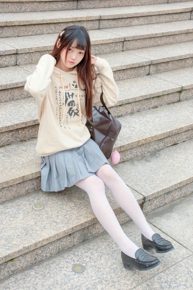 甜美的白丝女孩【131P】20007-嘿图库