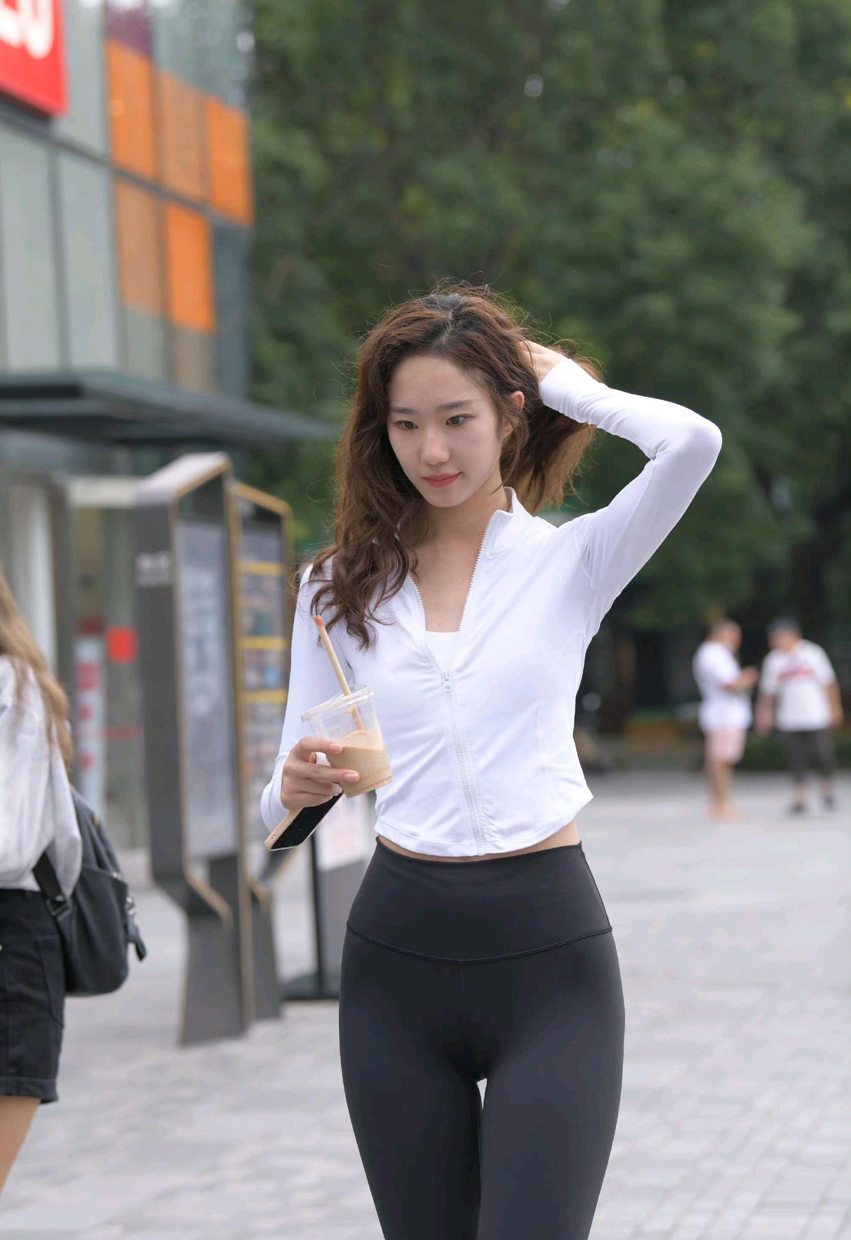 图片[5]-像刘亦菲的黑色瑜伽裤女孩J2237 340P1V-14.8GB-嘿图库