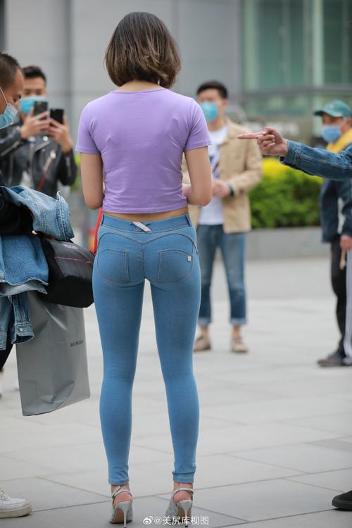 图片[4]-爱笑的短发紧身牛仔裤姑娘J1911 114P12V-7.29GB-嘿图库