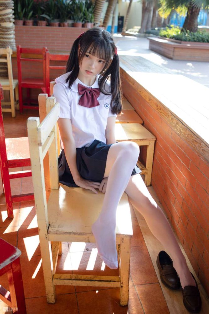 眼神好清澈的双马尾白丝女孩【75P】20019-嘿图库