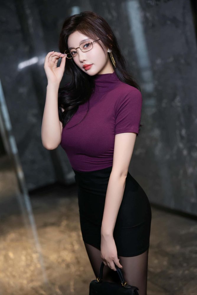 杨晨晨-纯欲风【100P】J9102-嘿图库