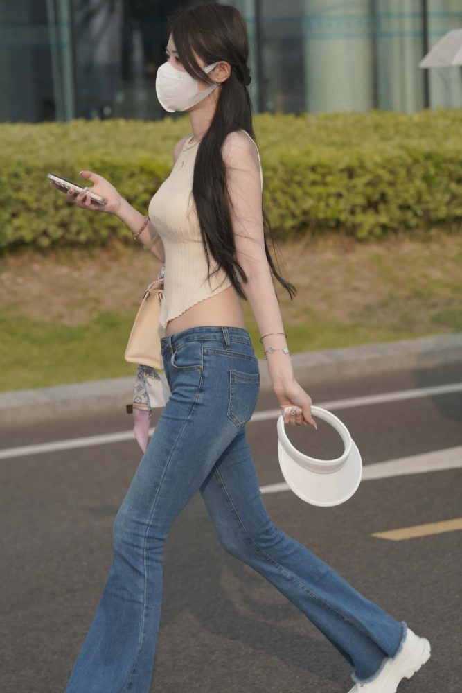 清纯喇叭牛仔裤女孩 【79P】J3591-嘿图库