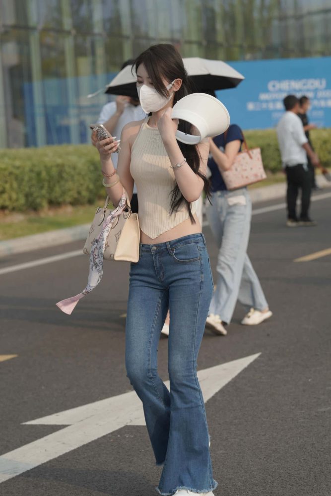 清纯喇叭牛仔裤女孩 【79P】J3591-嘿图库