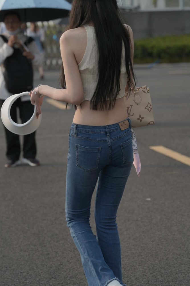 清纯喇叭牛仔裤女孩 【79P】J3591-嘿图库