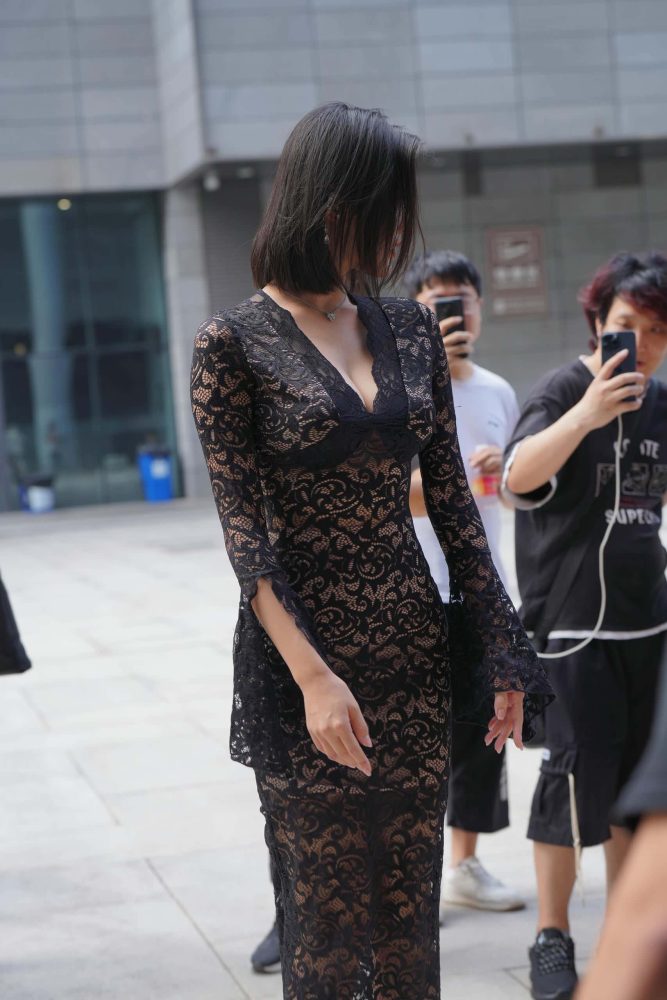 穿黑色透明长裙的姑娘【175P】J8257-嘿图库