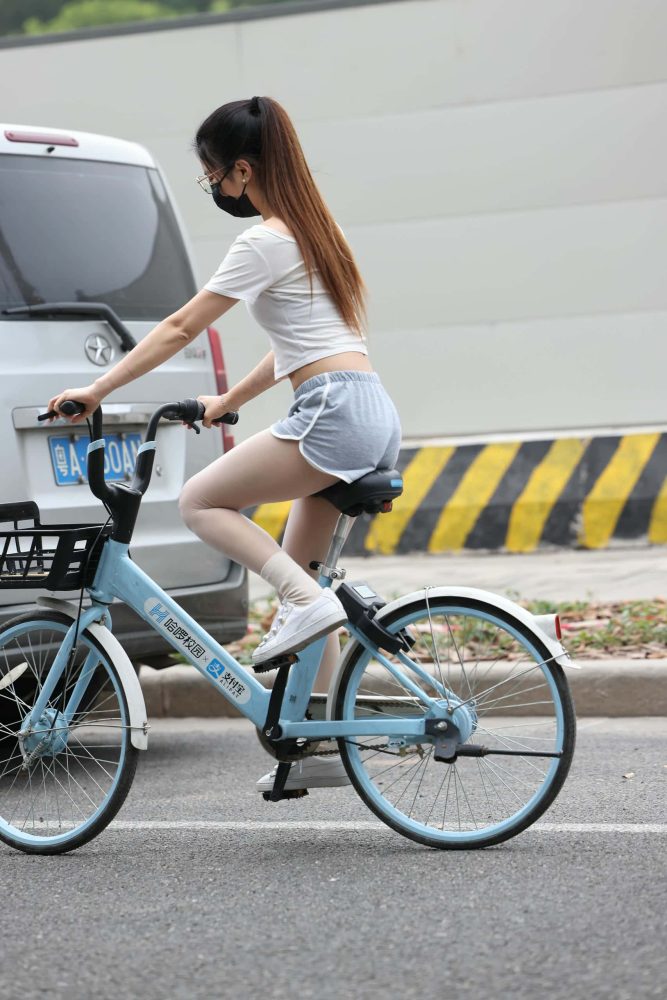 大学生半日游偶遇骑单车的妹子【148P】P0222-嘿图库