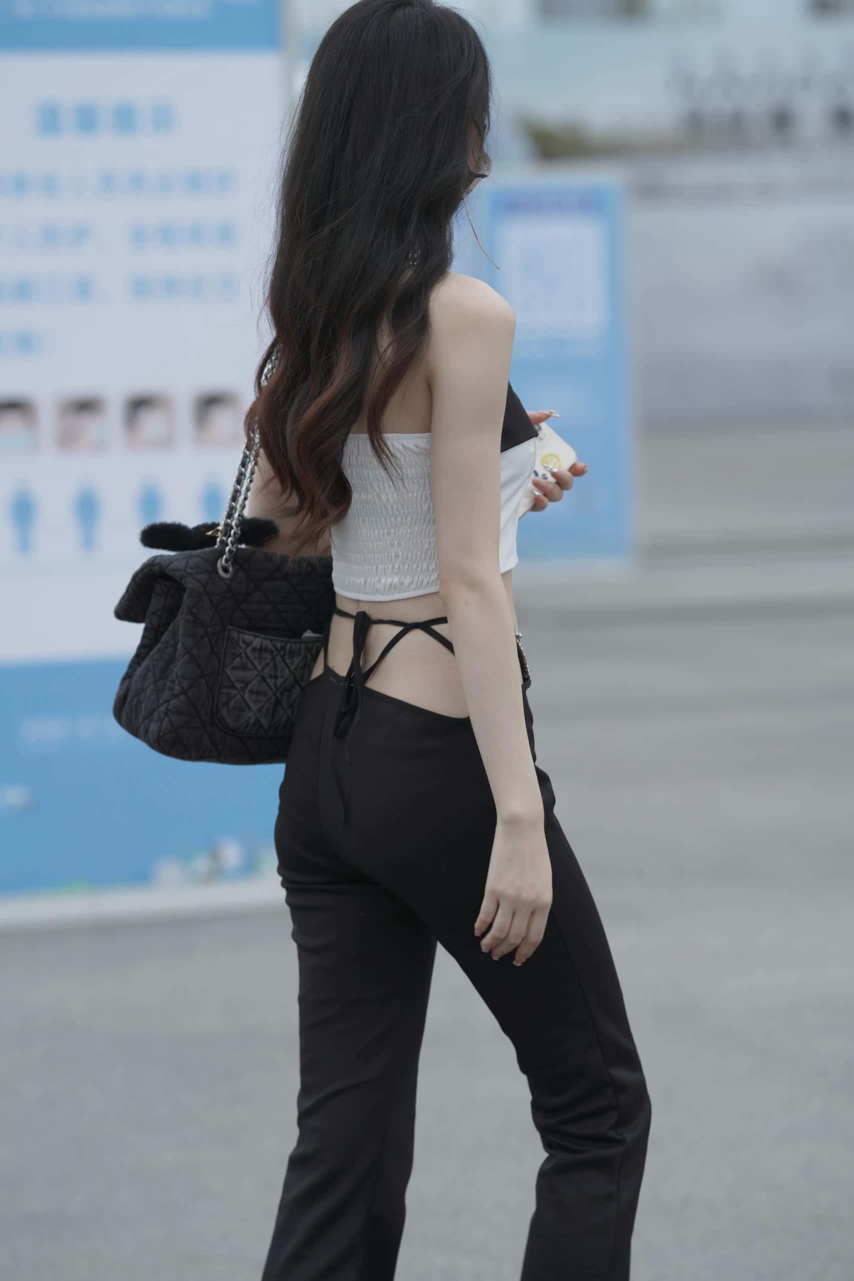 图片[2]-高挑曲线身材小姐姐【130P】P0224-嘿图库