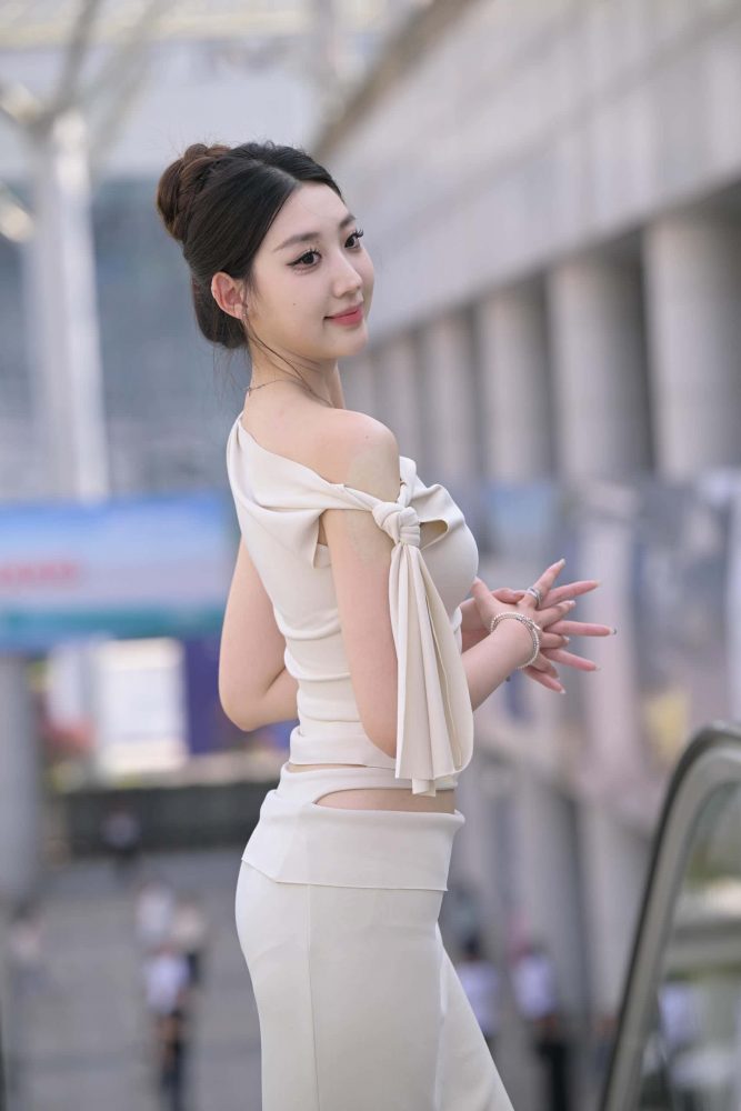 P0306 女神气质长裙【120P】2.10GB-嘿图库