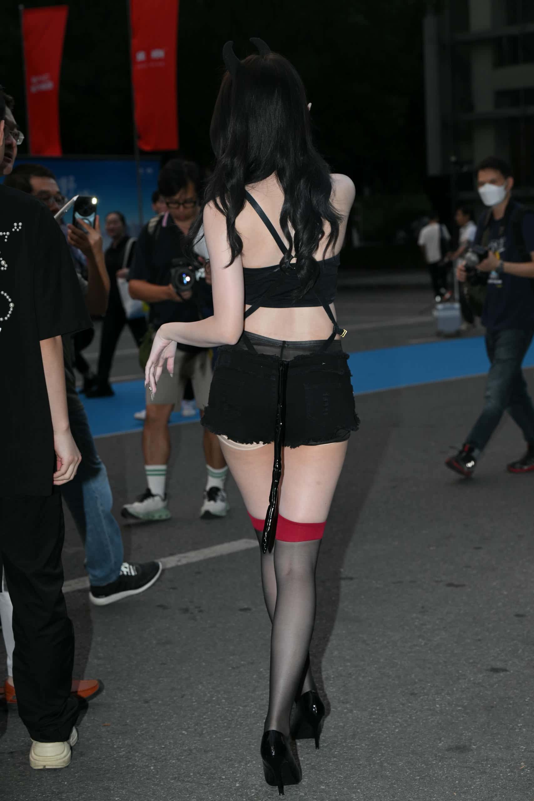 图片[2]-P0293 魅惑黑色短裤【72P】1.45GB-嘿图库