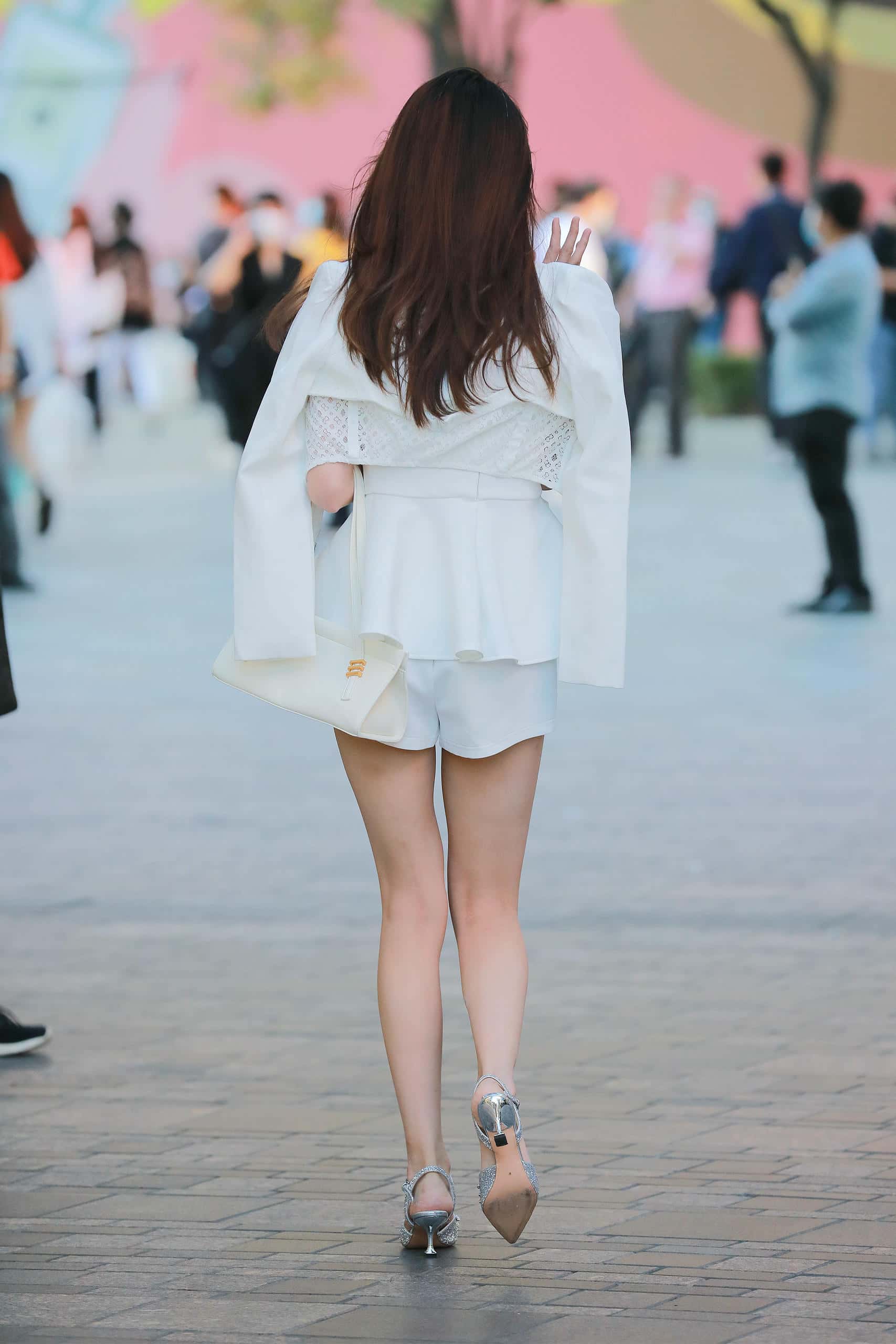 图片[2]-P0299 偶遇穿白裙高跟鞋的小姐姐【108P】1.2GB-嘿图库