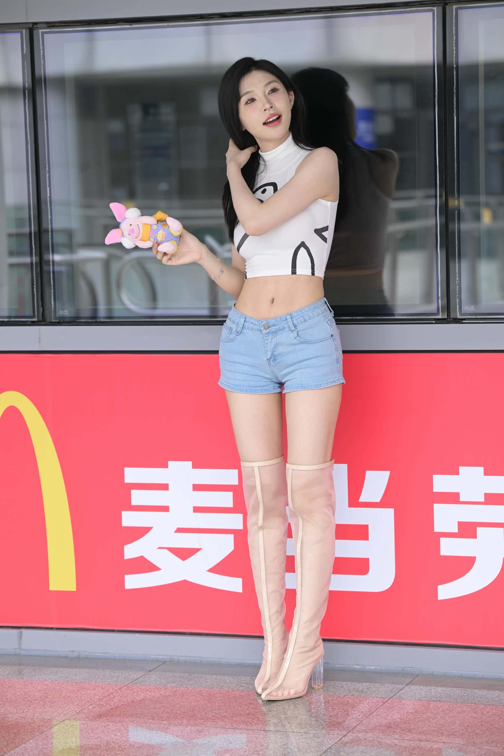 图片[1]-P0319 青春甜美牛仔短裤【116P】2.41GB-嘿图库