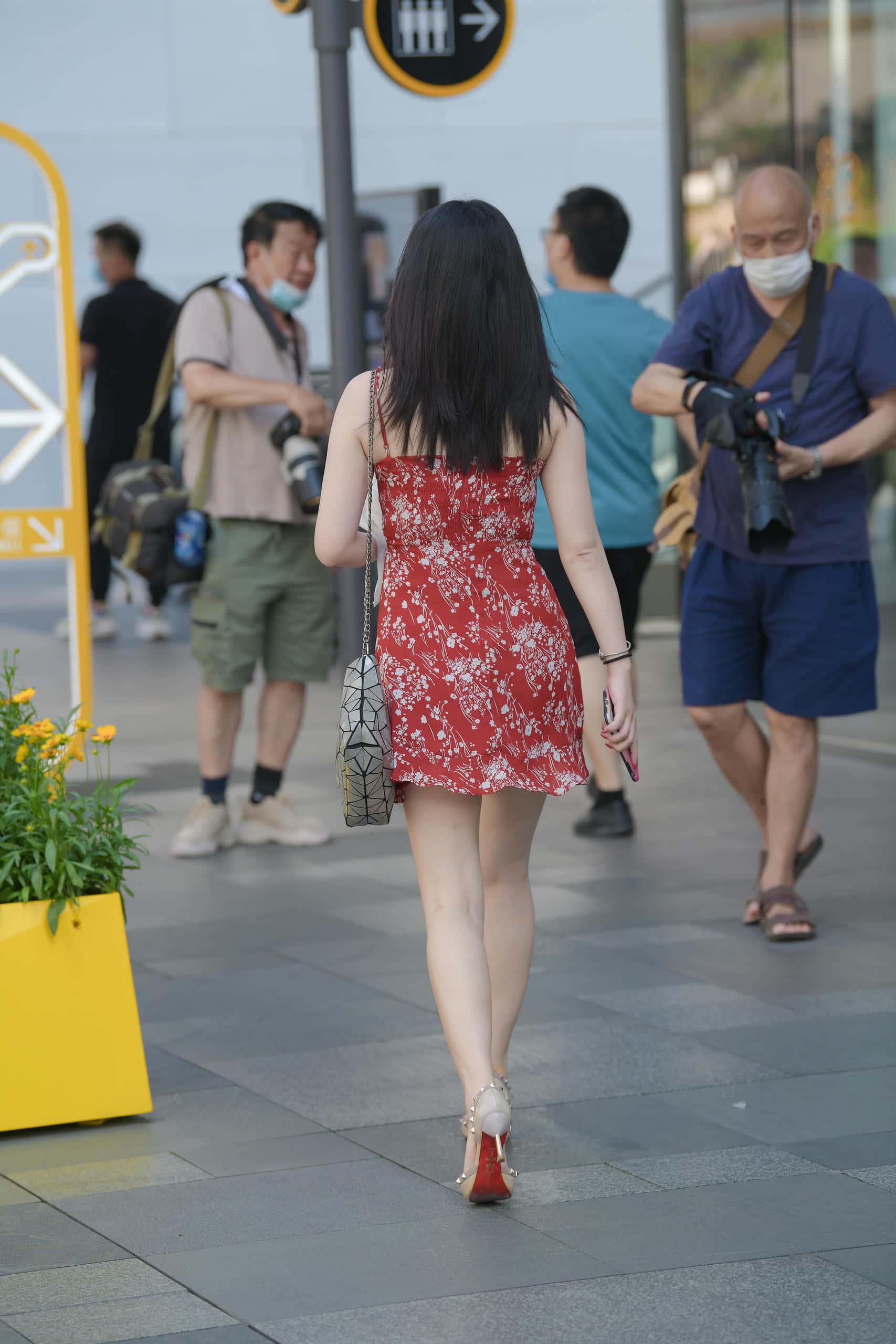 图片[1]-P0370 甜美碎花裙【82P】1.16GB-嘿图库